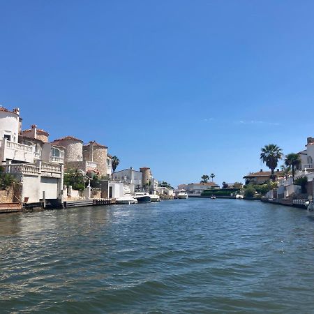 Charmante Maison Coeur De Ville 650M Plage Empuriabrava Ngoại thất bức ảnh