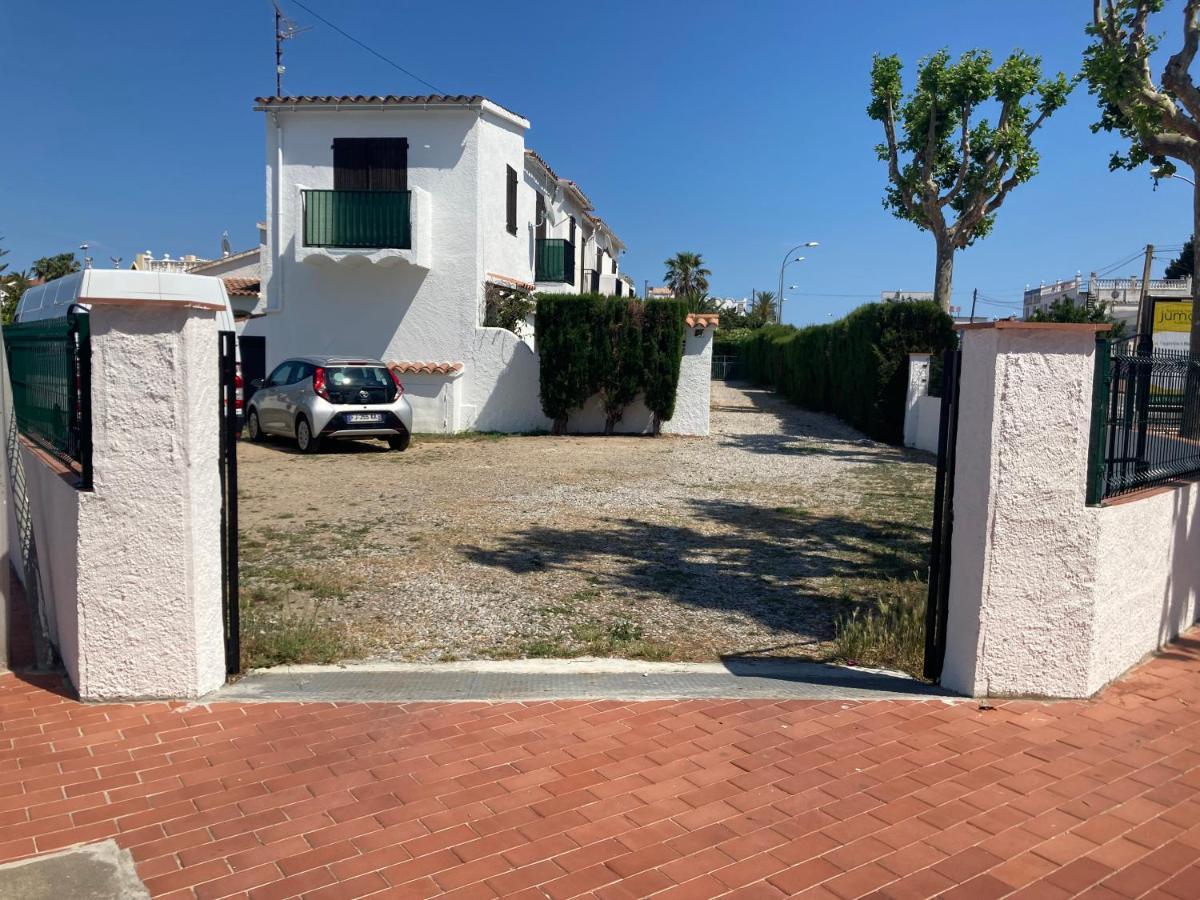 Charmante Maison Coeur De Ville 650M Plage Empuriabrava Ngoại thất bức ảnh